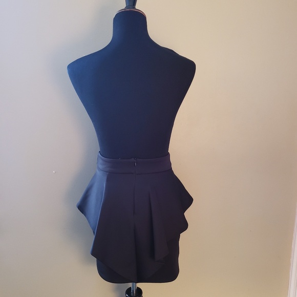 Black Peplum Mini Skirt - Picture 3 of 3